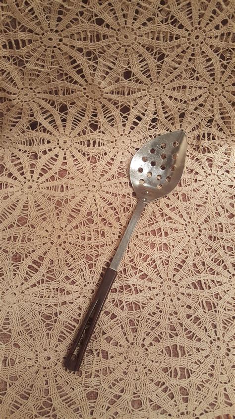 Cookbook:Slotted Spoon .